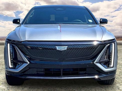 Certified 2025 Cadillac Lyriq Sport w/ LPO, Red Accent Package AWD/4WD image 2