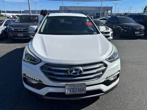 Used 2017 Hyundai Santa Fe Sport FWD image 10
