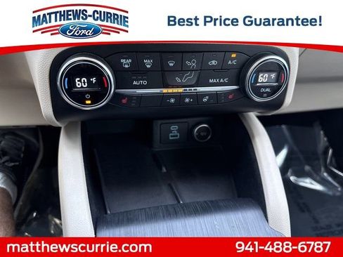 Certified 2020 Ford Escape Titanium w/ Titanium Premium Package 2.0 image 20
