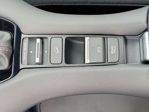 New 2027 Honda HR-V LX image 21