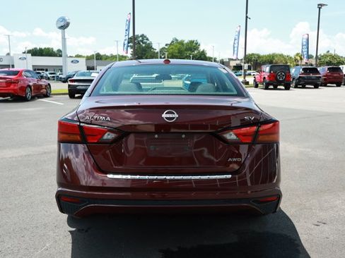 Used 2023 Nissan Altima 2.5 SV AWD/4WD image 7