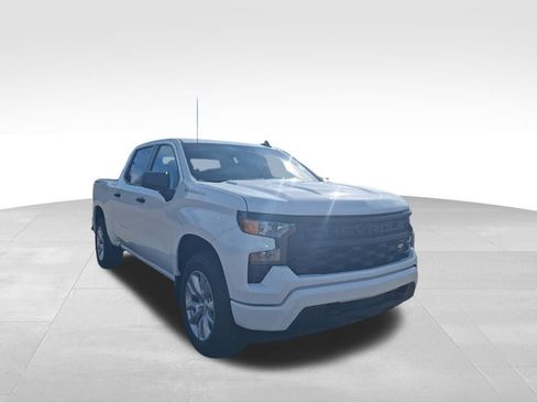 New 2026 Chevrolet Silverado 1500 Custom image 3