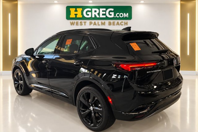 Used 2021 Buick Envision Preferred FWD image 2