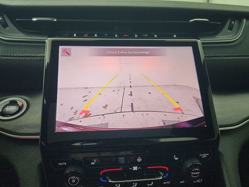 New 2025 Jeep Grand Cherokee Limited image 25