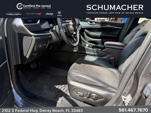 Used 2022 Jeep Grand Cherokee Trailhawk AWD/4WD image 13