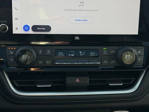 Used 2024 Toyota Grand Highlander Platinum image 22