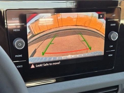 New 2026 Volkswagen Jetta SE FWD image 11