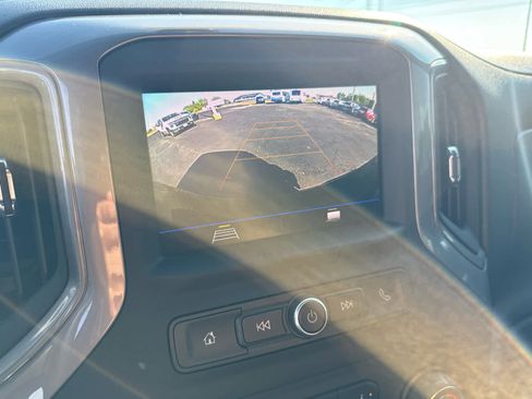 Certified 2021 Chevrolet Silverado 1500 Custom Trail Boss AWD/4WD image 19