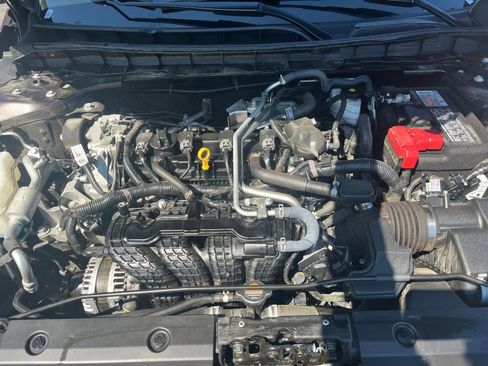 Used 2025 Nissan Altima 2.5 SV image 27