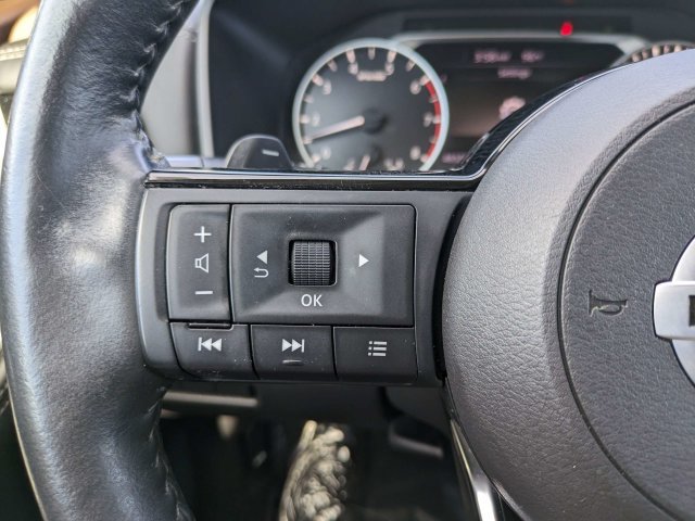 Used 2021 Nissan Rogue SV AWD/4WD image 23