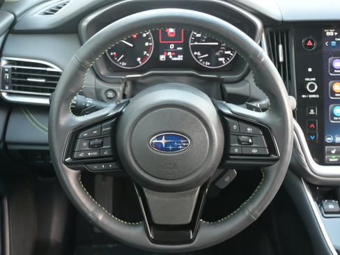 Certified 2025 Subaru Outback Onyx Edition AWD/4WD image 17