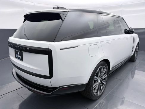 Used 2024 Land Rover Range Rover Long Wheelbase Autobiography AWD/4WD image 6