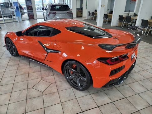 Used 2025 Chevrolet Corvette Z06 w/ Z07 Performance Package RWD image 4