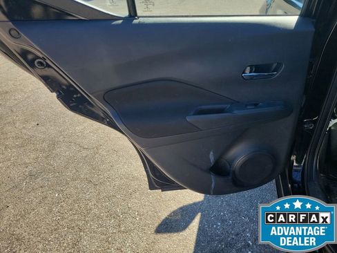 Used 2021 Nissan Kicks SV image 41