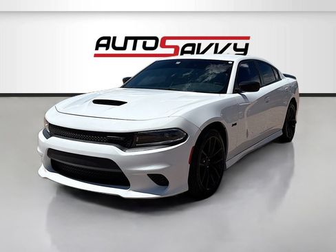 Used 2023 Dodge Charger R/T w/ Blacktop Package RWD image 3