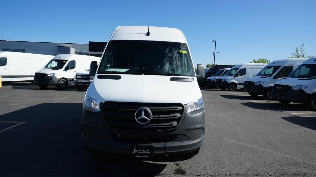 New 2026 Mercedes-Benz Sprinter 2500 image 2