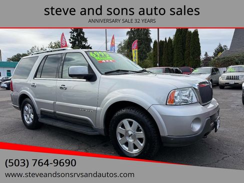 Used 2004 Lincoln Navigator Luxury image 1