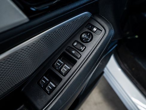 Used 2023 Acura MDX SH-AWD image 33