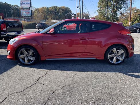 Used 2013 Hyundai Veloster Turbo image 4