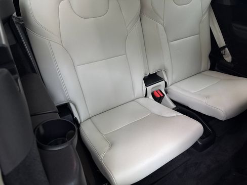 Used 2017 Volvo XC90 T6 Momentum w/ Vision Package AWD/4WD image 50