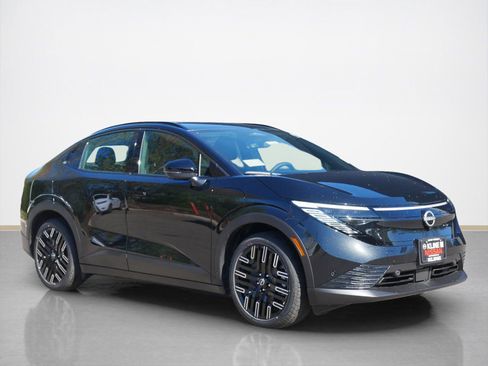 New 2026 Nissan Leaf Platinum+ w/ Floor Mat Package (Platinum+) FWD image 1