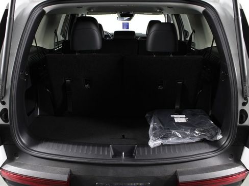 Certified 2026 Hyundai Santa Fe SEL FWD image 18