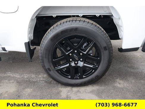 Used 2025 Chevrolet Silverado 1500 Custom image 24