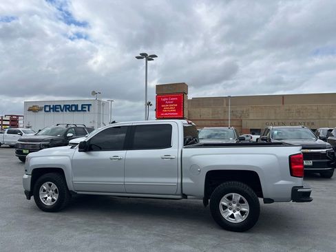 Used 2018 Chevrolet Silverado 1500 LT w/ All Star Edition RWD image 8