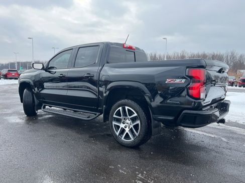 Certified 2023 Chevrolet Colorado Z71 w/ Z71 Convenience Package 2 image 3