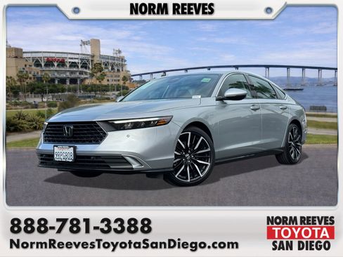 Used 2024 Honda Accord Touring image 1