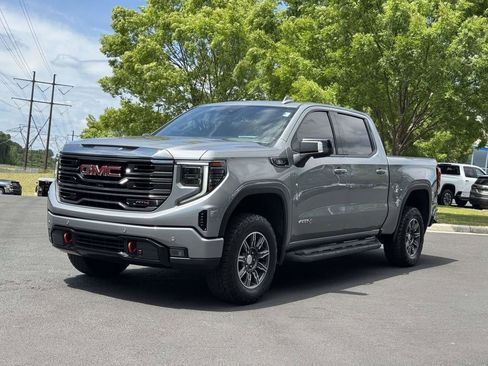 Used 2024 GMC Sierra 1500 AT4 w/ Technology Package AWD/4WD image 25