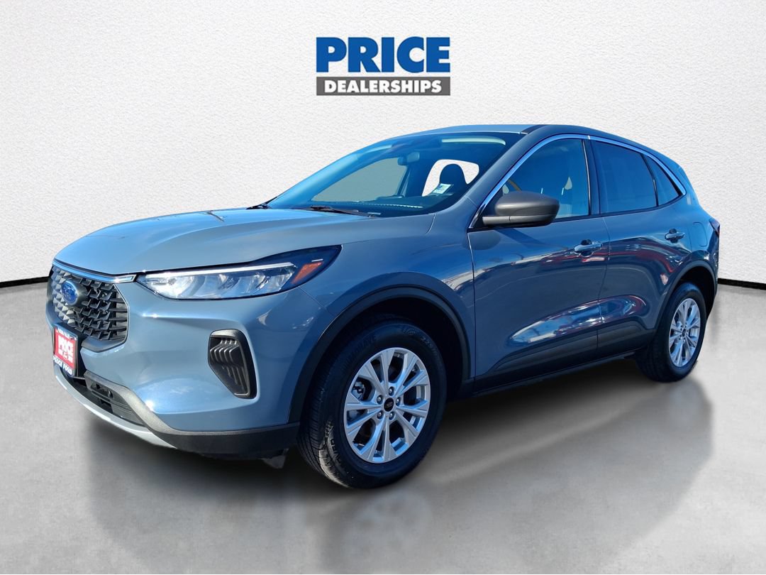 Used 2024 Ford Escape Active AWD/4WD image 2