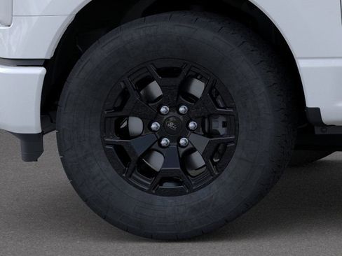 New 2025 Ford F150 Lightning XLT image 48