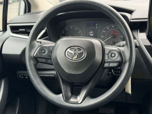 Used 2024 Toyota Corolla LE image 15