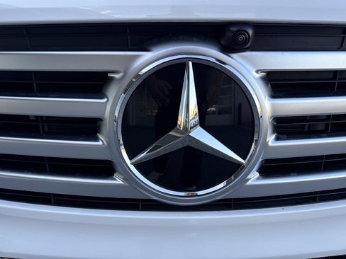 Certified 2026 Mercedes-Benz GLB 250 image 9