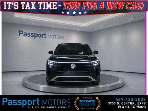 Used 2024 Volkswagen Atlas Cross Sport SE w/ Panoramic Sunroof Package image 1