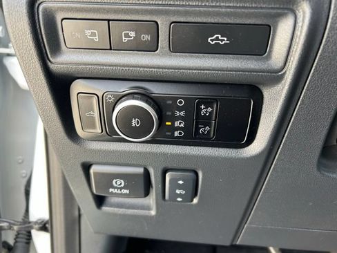 Used 2023 Ford F150 Platinum AWD/4WD image 27