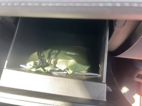 Used 2025 Jeep Gladiator Mojave w/ Safety Group image 49