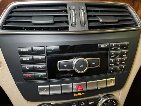 Used 2014 Mercedes-Benz C 250 Coupe image 34