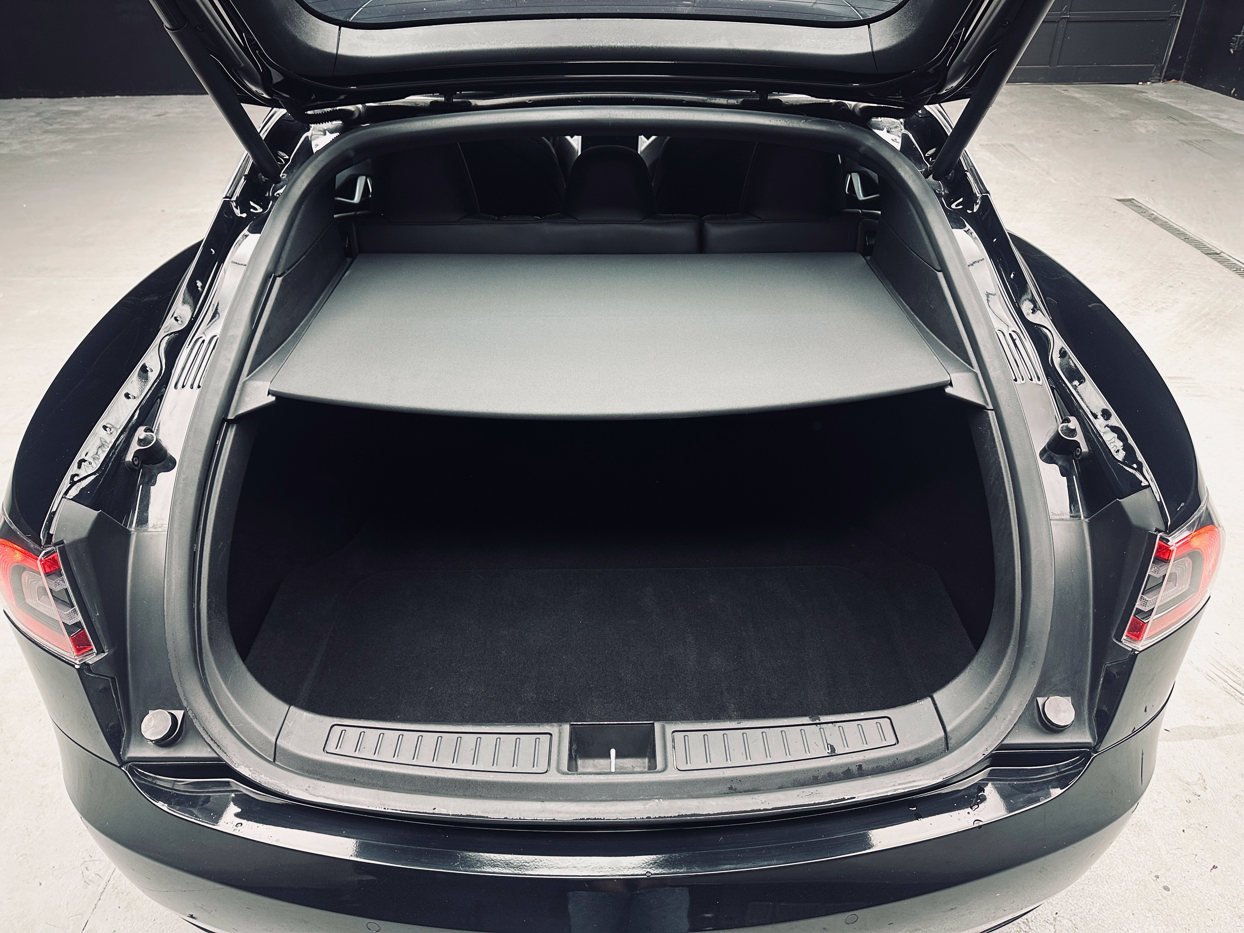 Used 2018 Tesla Model S 75D AWD/4WD image 40
