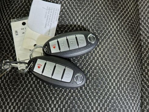 Certified 2022 Nissan Rogue Sport SV w/ Technology Package image 32