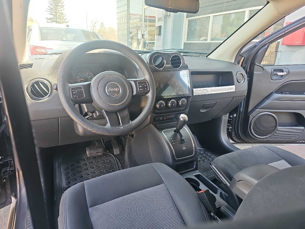 Used 2015 Jeep Compass Sport w/ Power Value Group FWD image 19