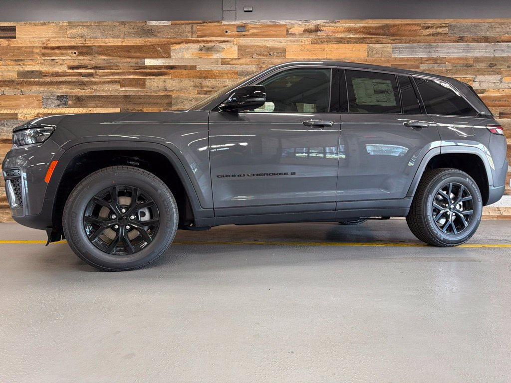 New 2026 Jeep Grand Cherokee Altitude AWD/4WD image 48