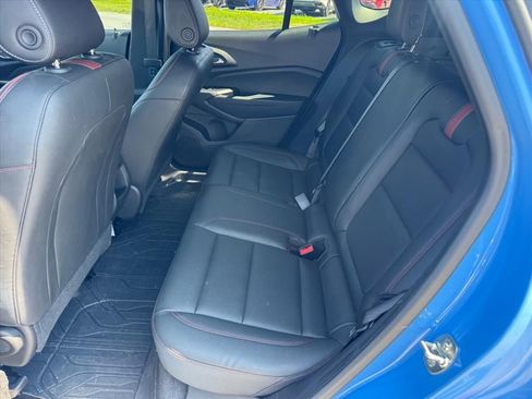Used 2024 Chevrolet Trax RS FWD image 10