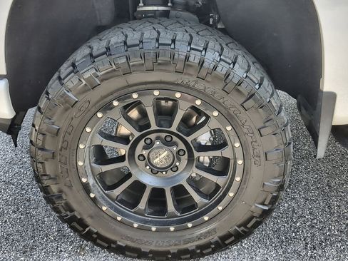 Used 2021 Chevrolet Silverado 1500 RST image 31