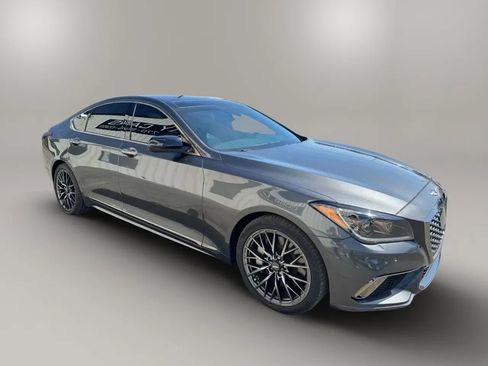 Used 2018 Genesis G80 3.3T Sport RWD image 4