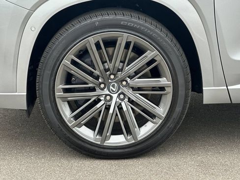 New 2026 Lexus TX 550h AWD Plug-In Hybrid image 26