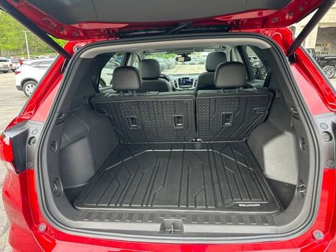 Used 2023 Chevrolet Equinox Premier AWD/4WD image 31