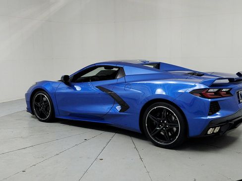 Used 2020 Chevrolet Corvette Stingray Preferred Conv w/ 2LT Preferred Equipment Group RWD image 3