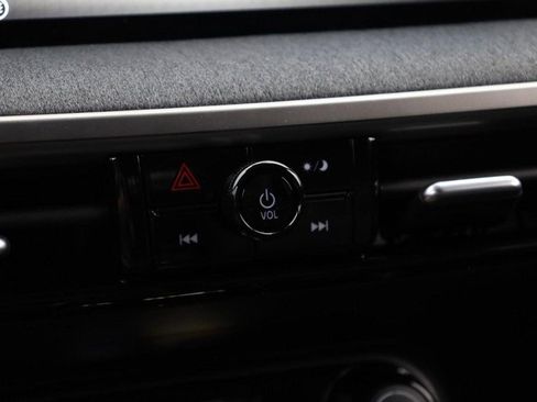 New 2026 Nissan Kicks SV image 13